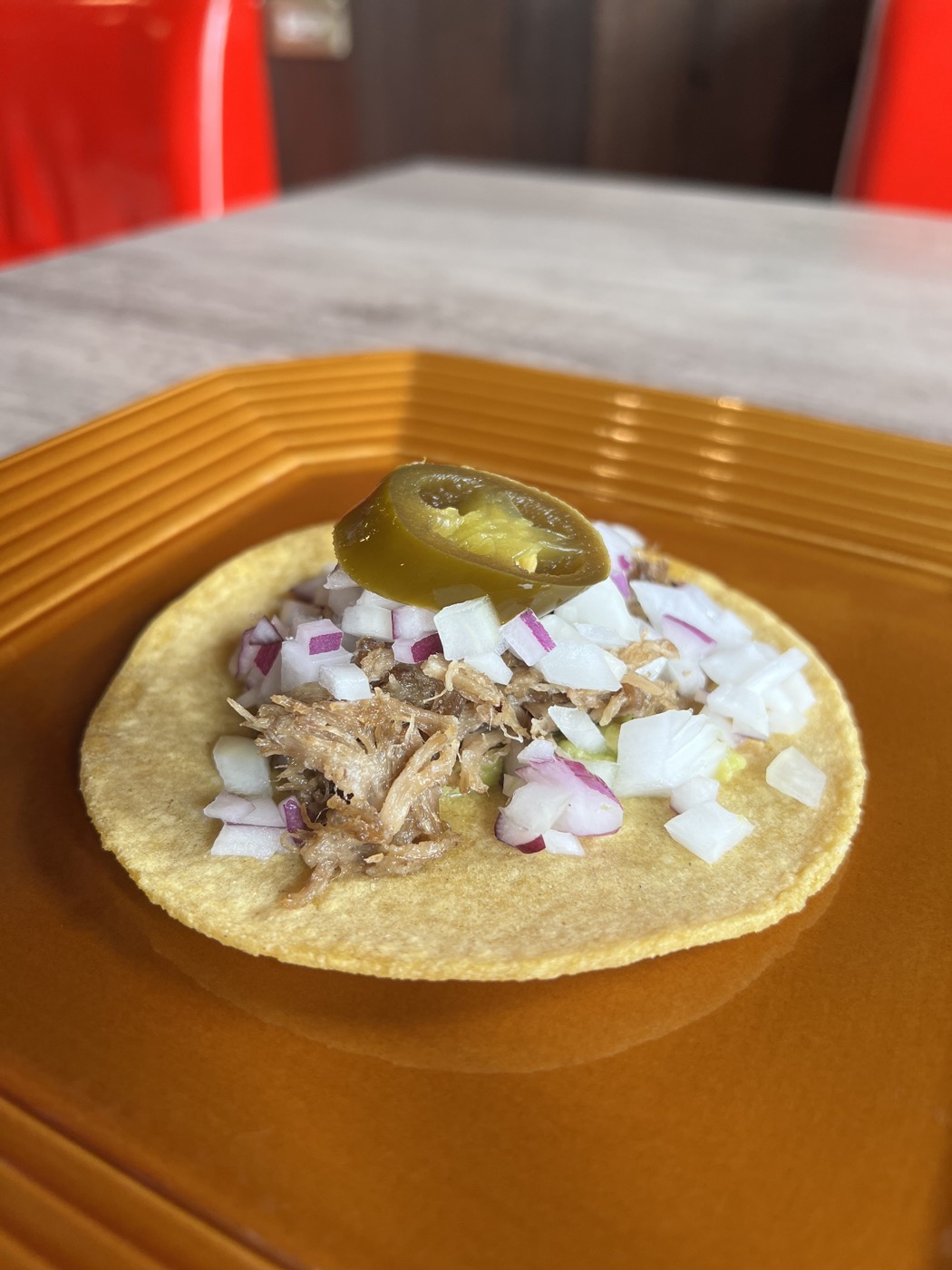 TACOSYALOWのカルニタスタコス